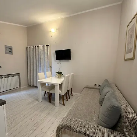 Daire Apartmenthouse Minella *